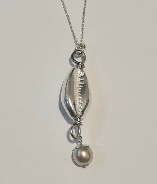 Athena's Silver Freshwater Pendant
