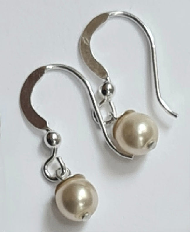 Freshwater Pearl Earrings